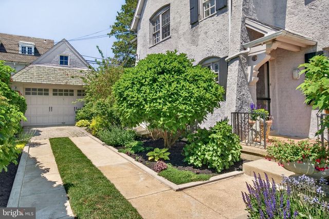 3107 W QUEEN LN, Philadelphia, PA 19129