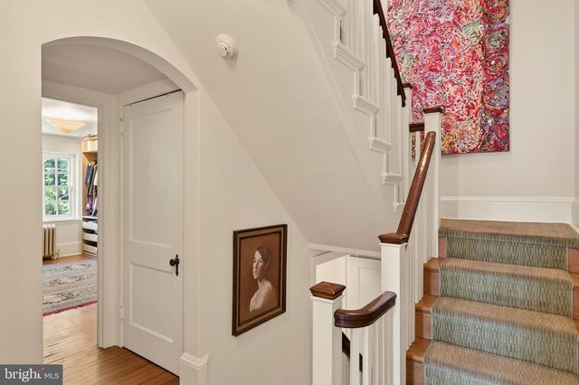 3107 W QUEEN LN, Philadelphia, PA 19129