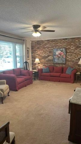 1184 Fellowship Drive, Manning, SC 29102