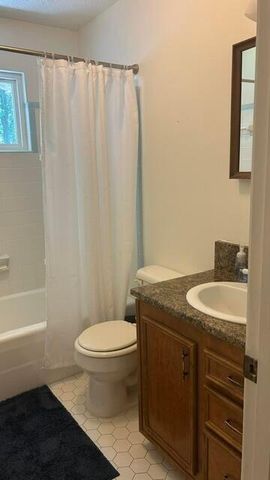 1184 Fellowship Drive, Manning, SC 29102