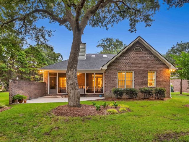 97 Portrush Loop, Pawleys Island, SC 29585