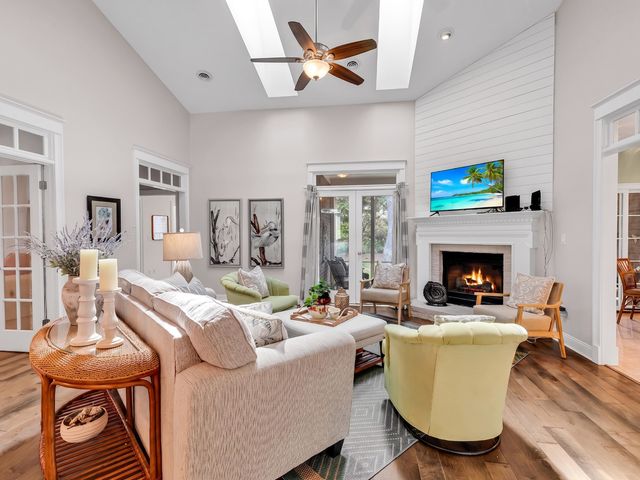 97 Portrush Loop, Pawleys Island, SC 29585