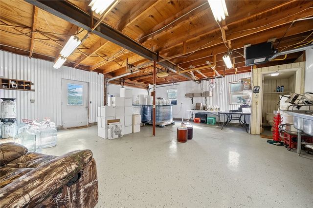 2172 State Route 268, Sugarcreek Twp, PA 16025