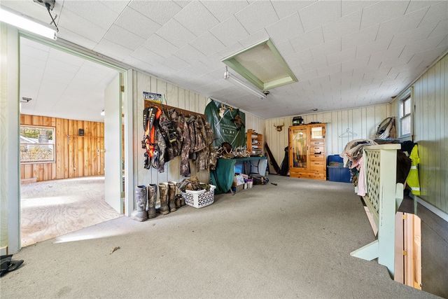 2172 State Route 268, Sugarcreek Twp, PA 16025