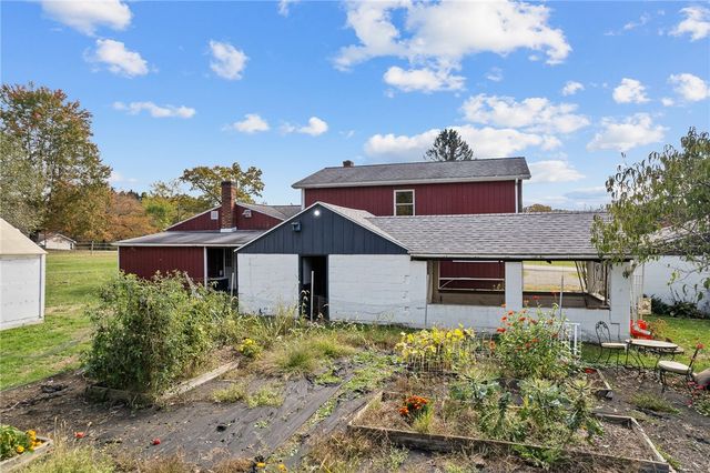 2172 State Route 268, Sugarcreek Twp, PA 16025