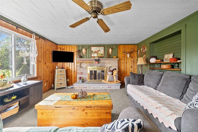 2172 State Route 268, Sugarcreek Twp, PA 16025