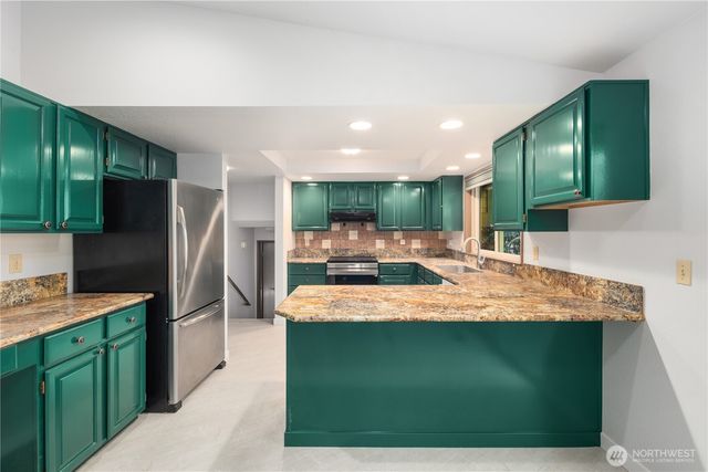 19306 SE 277th Street, Kent, WA 98042