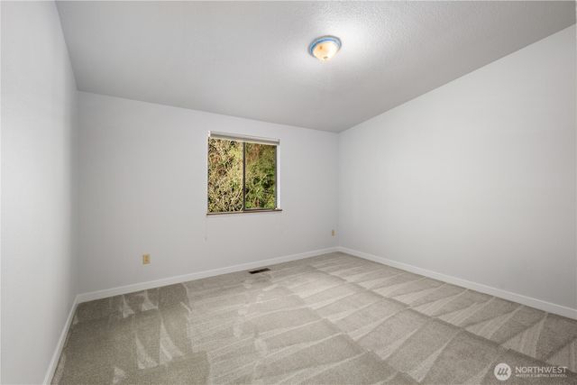 19306 SE 277th Street, Kent, WA 98042