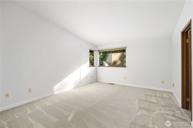 19306 SE 277th Street, Kent, WA 98042
