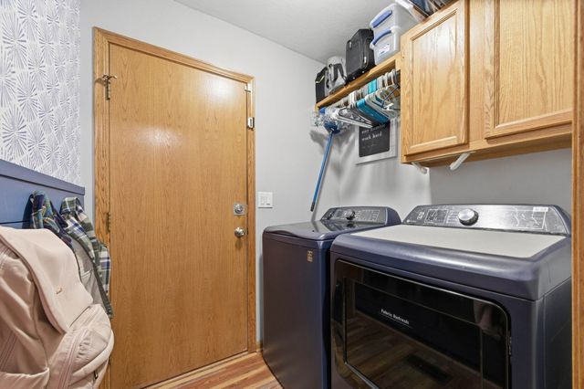 9010 W Meadow Knoll St, Wichita, KS 67205