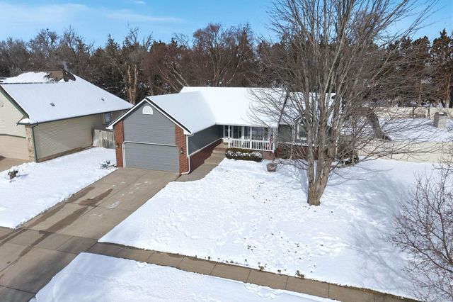 9010 W Meadow Knoll St, Wichita, KS 67205