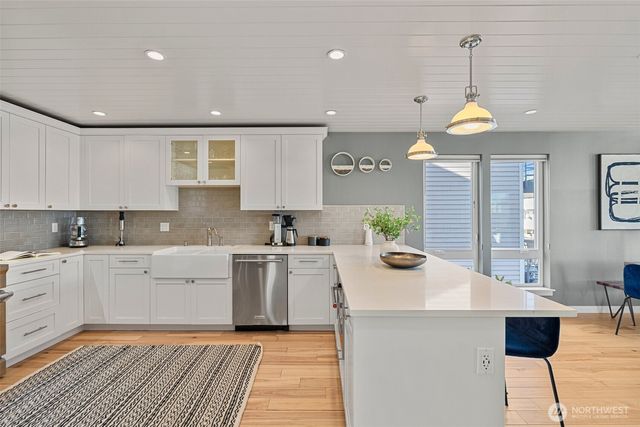 3028 63rd Avenue SW, Seattle, WA 98116