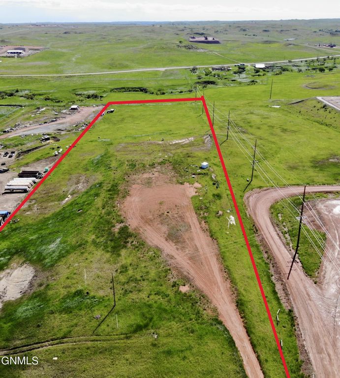 12575 20th Street NW, Watford City, ND 58854