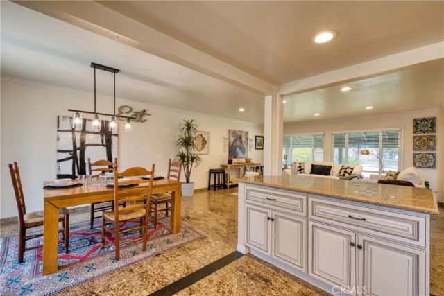 805 E Barkley Avenue, Orange, CA 92867