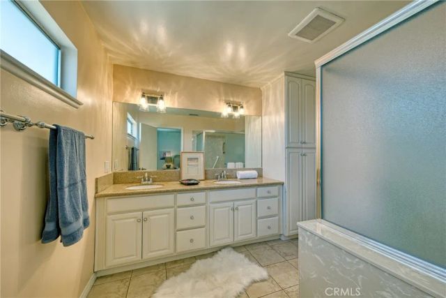 805 E Barkley Avenue, Orange, CA 92867