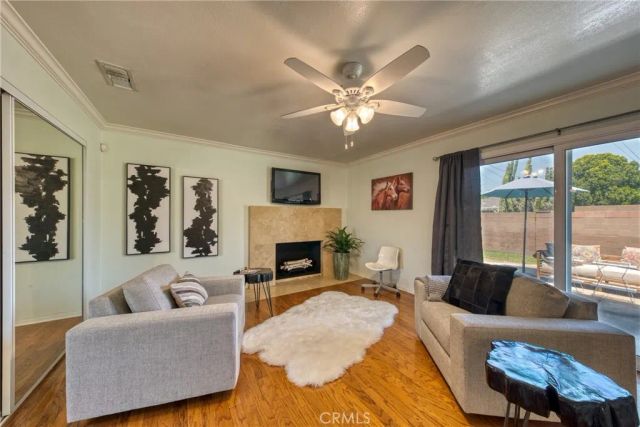 805 E Barkley Avenue, Orange, CA 92867