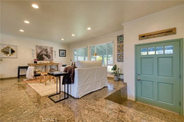 805 E Barkley Avenue, Orange, CA 92867