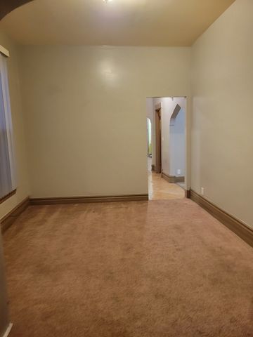 3231 W Flournoy Street 2, Chicago, IL 60624