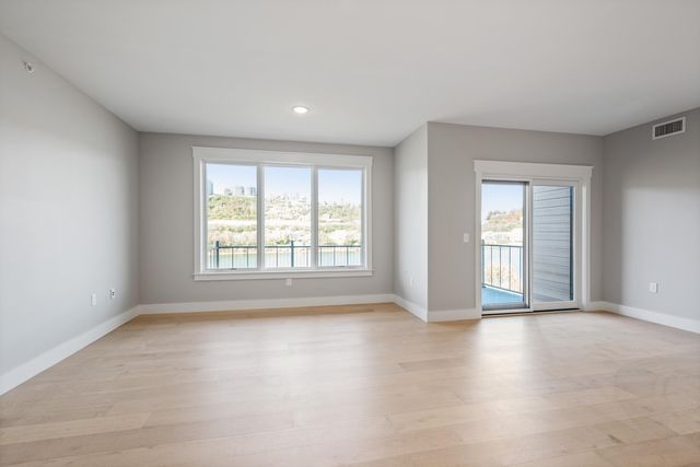 745 Manhattan Boulevard, 303, Dayton, KY 41074