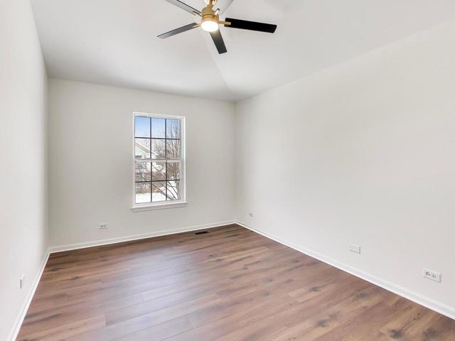 448 Cannon Drive, Geneva, IL 60134