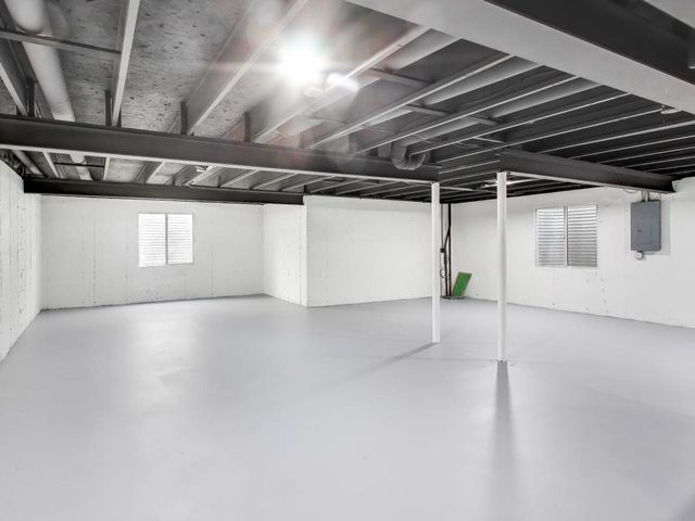 448 Cannon Drive, Geneva, IL 60134