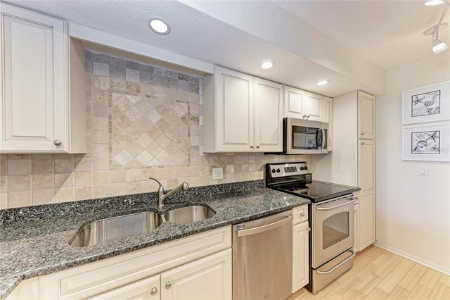 1965 GULF OF MEXICO DRIVE G5-303, Longboat Key, FL 34228