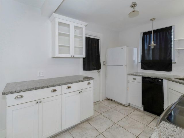 2808 CLINTON STREET S E, Gulfport, FL 33707