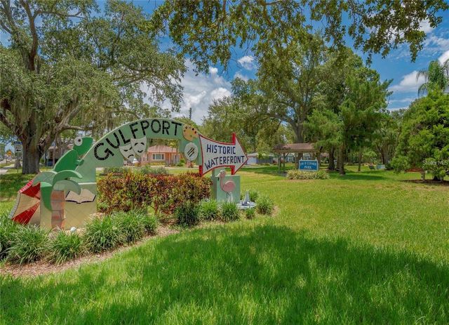 2808 CLINTON STREET S E, Gulfport, FL 33707