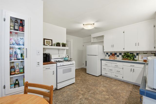 1903 Bradhoff Ave, San Leandro, CA 94577