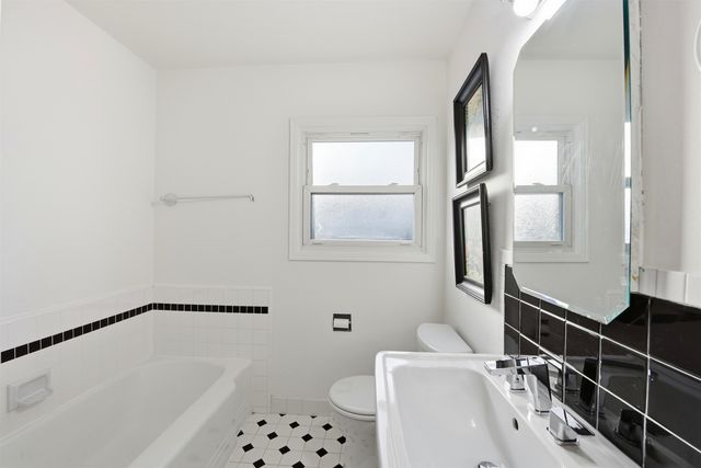 1903 Bradhoff Ave, San Leandro, CA 94577