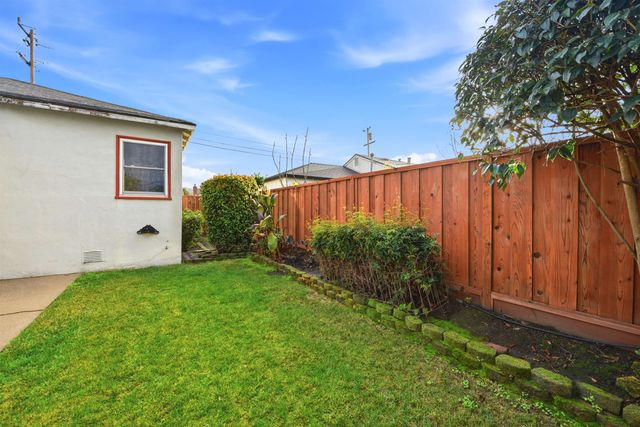 1903 Bradhoff Ave, San Leandro, CA 94577