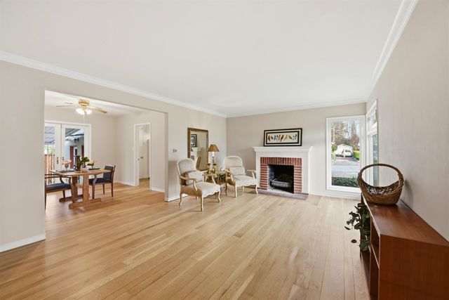 1903 Bradhoff Ave, San Leandro, CA 94577