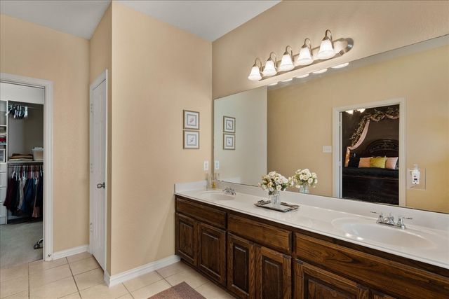 1016 Lincoln Drive, Royse City, TX 75189