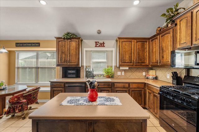 1016 Lincoln Drive, Royse City, TX 75189