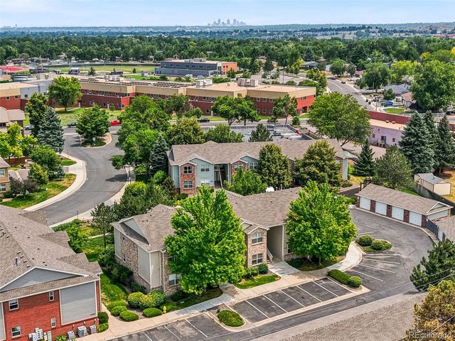 11624 W 62nd Place 102, Arvada, CO 80004