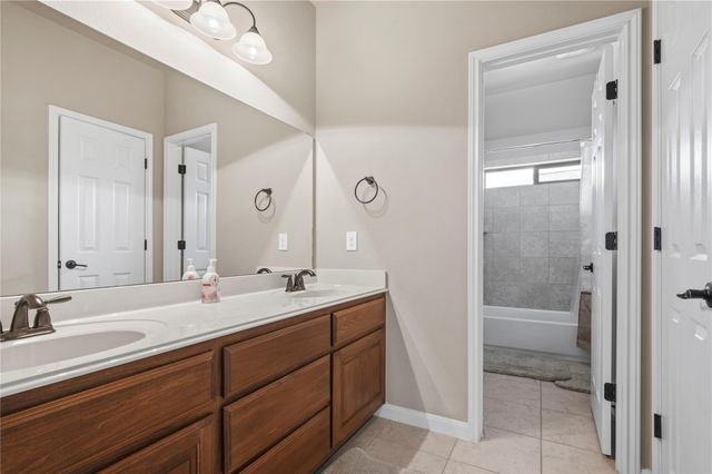 612 Cascada LN, Round Rock, TX 78681