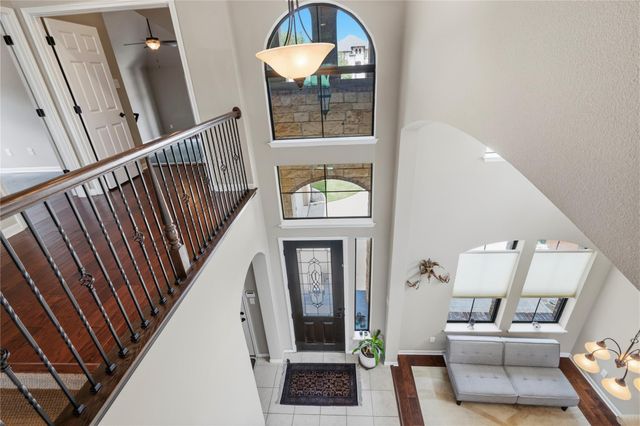 612 Cascada LN, Round Rock, TX 78681