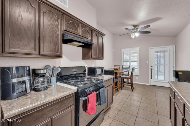 14684 JESUS ALMEIDA, El Paso, TX 79938