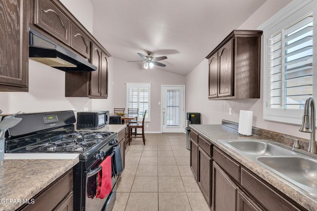 14684 JESUS ALMEIDA, El Paso, TX 79938