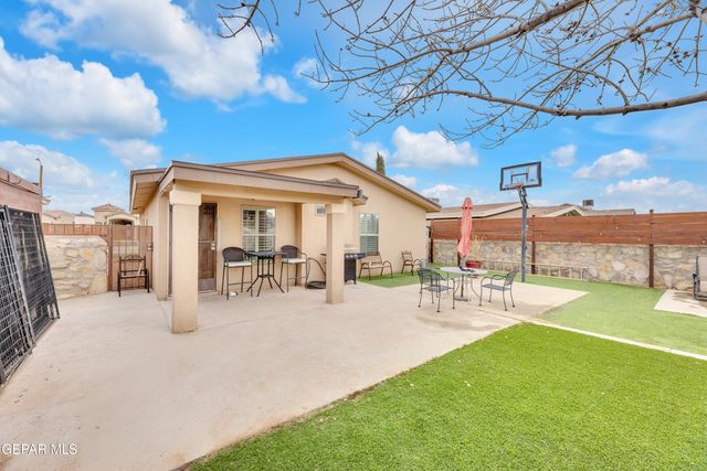 14684 JESUS ALMEIDA, El Paso, TX 79938