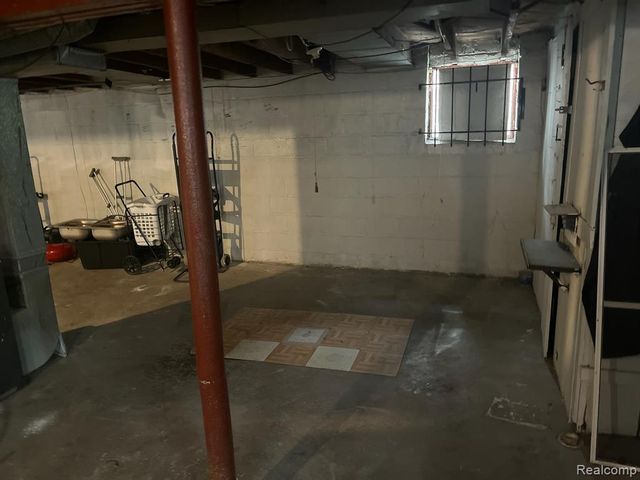 14880 Mendota Street, Detroit, MI 48238