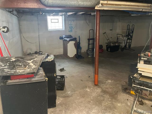 14880 Mendota Street, Detroit, MI 48238