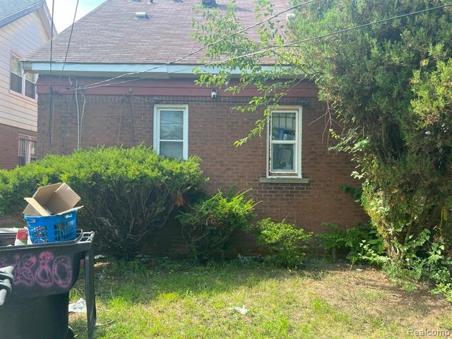 14880 Mendota Street, Detroit, MI 48238
