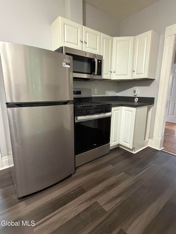 516 4th Street, Troy, NY 12180