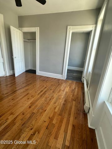 516 4th Street, Troy, NY 12180