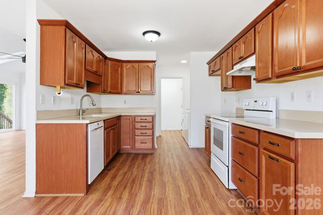 23 Muirfield Drive, Arden, NC 28704