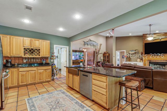7724 Bees Creek Rd, Ridgeland, SC 29936