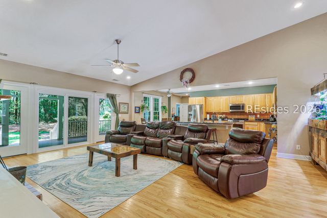 7724 Bees Creek Rd, Ridgeland, SC 29936