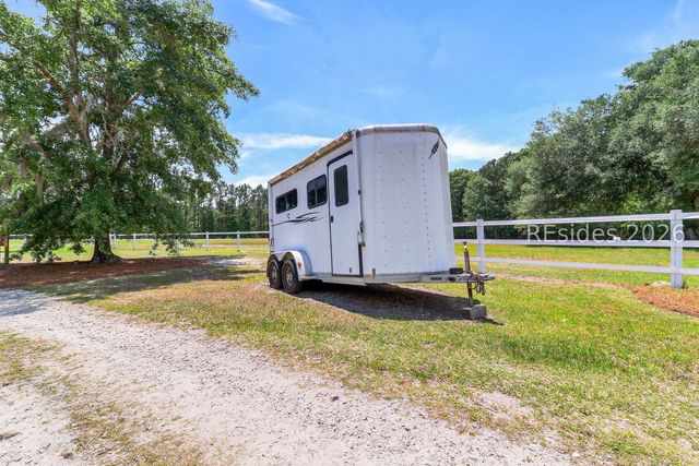 7724 Bees Creek Rd, Ridgeland, SC 29936