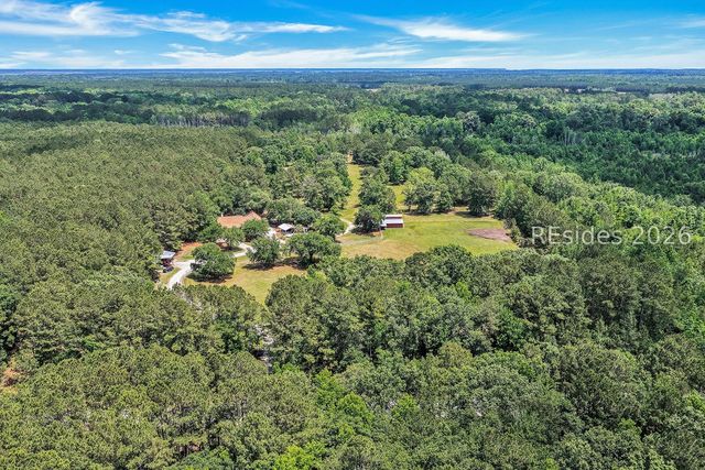 7724 Bees Creek Rd, Ridgeland, SC 29936